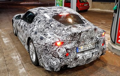 toyota-supra-spy-photos-08.jpg