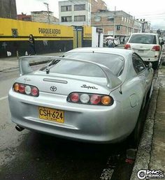 dd764ef717195efd83f42f78b15b4e5b--colombia-toyota-supra.jpg