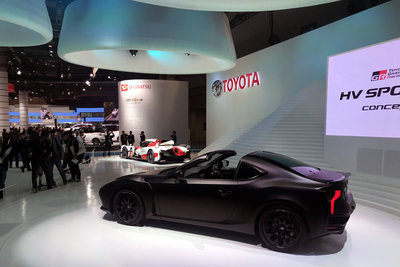 Toyota_HV_Sports_Concept_2-4214fe6ee5bee5e3.jpg